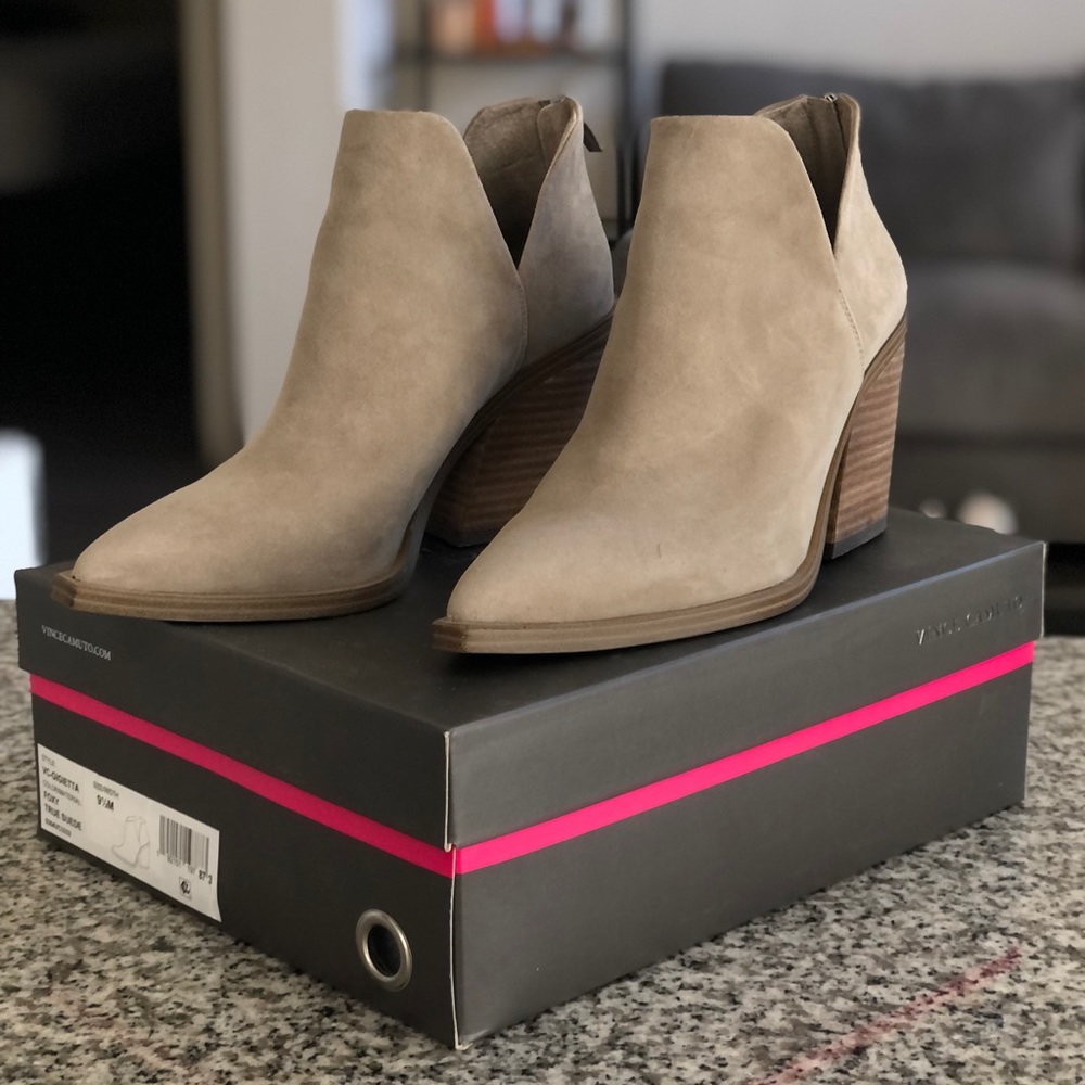 Vince Camuto Gigietta Bootie In Foxy Suede